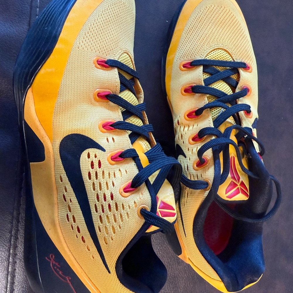 Nike Men's Athletic Shoes in Yellow and Navy
